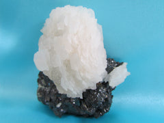 Manganoan Calcite