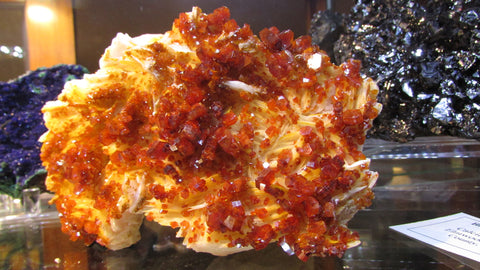 Vanadinite - Bisbeeborn - 1